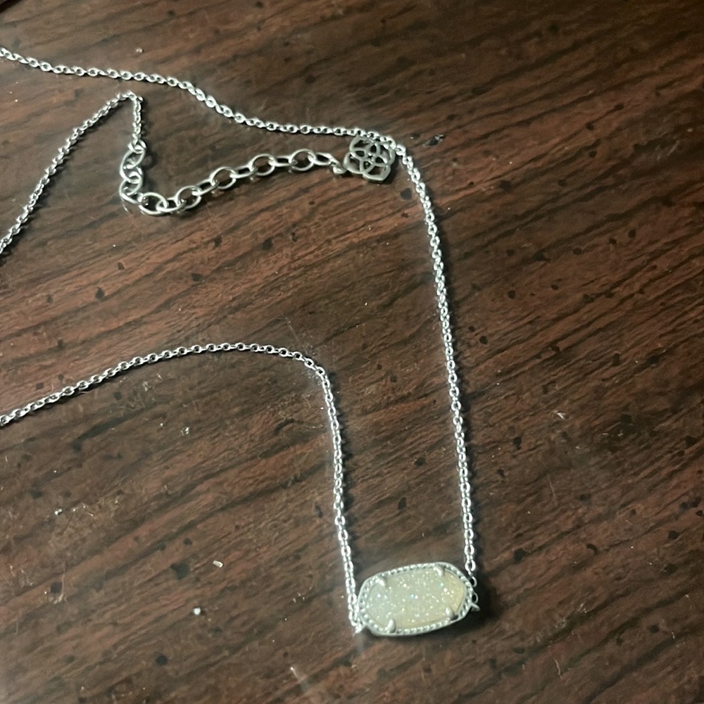 kendra scott necklace